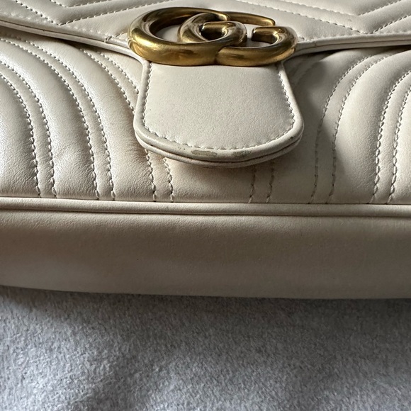 Gucci GG Marmont small matelassé shoulder bag - Picture 8 of 12